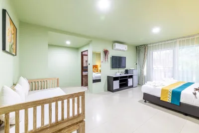 King-Zimmer mit Balkon — Phuket Leisure Time Hotel